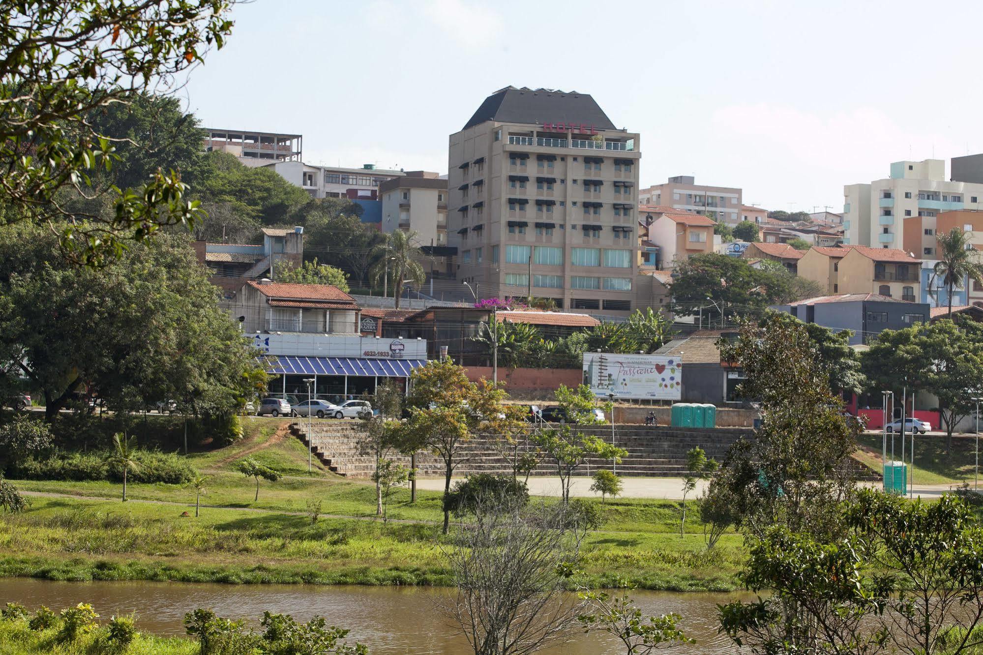 Padom Business Hotel Bragança Paulista Exterior foto